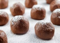 Low Carb dessert rolled into Balls