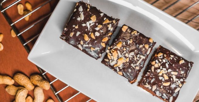 Simple Recipe for Chocolate, Low Carb Bars